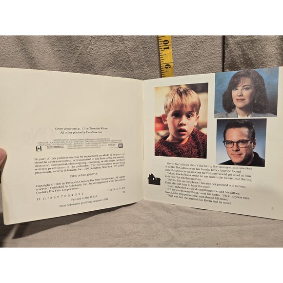 Home Alone 1990s Paperback Scholastic Adaptation - Picture 4 of 6